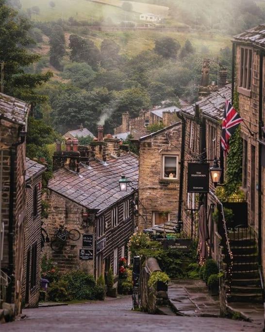 Poppy's Place *